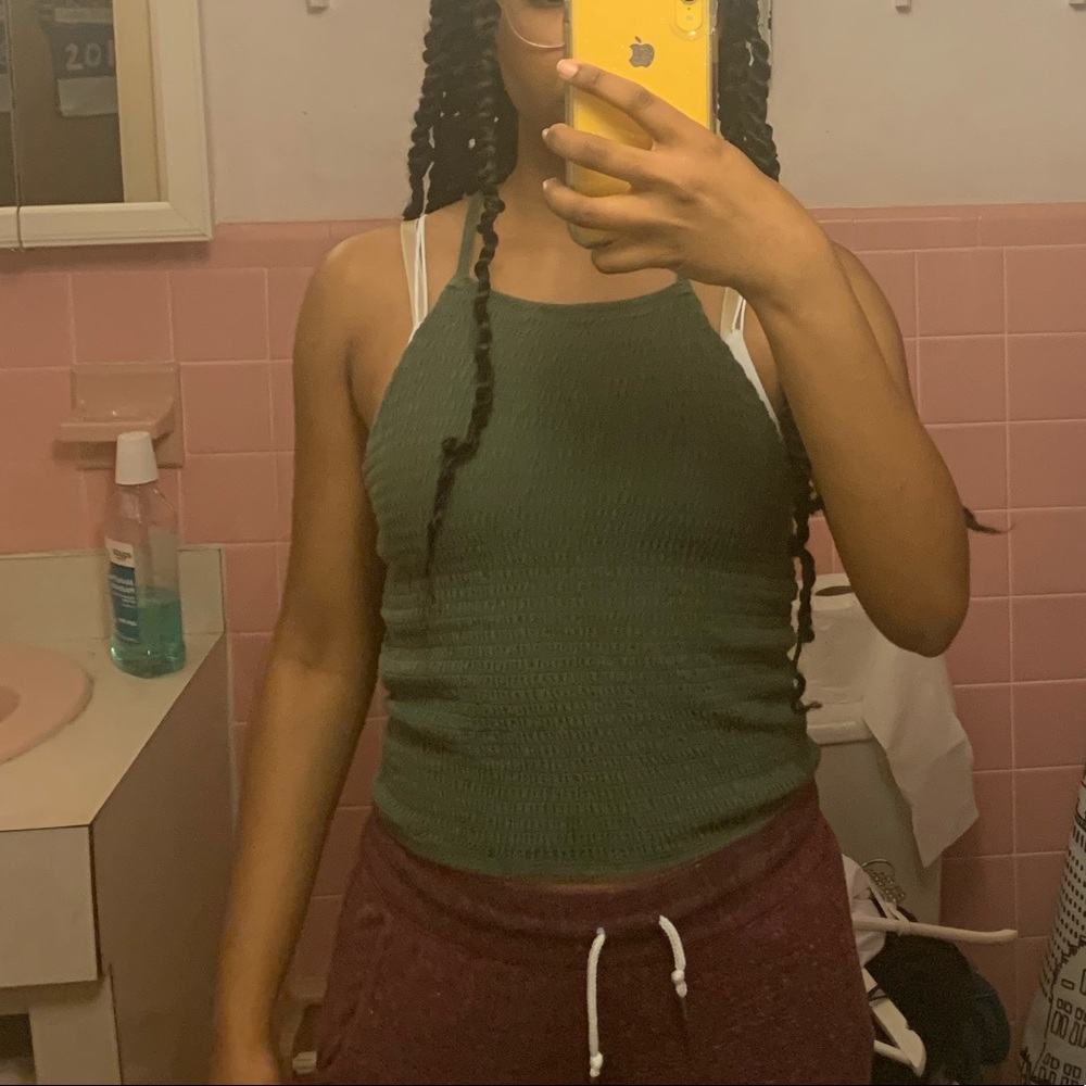 Green halter tank